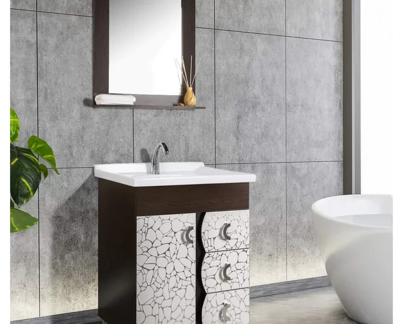 How to Choose a Bathroom Cabinet to Complement Your Vanity and Bathtub